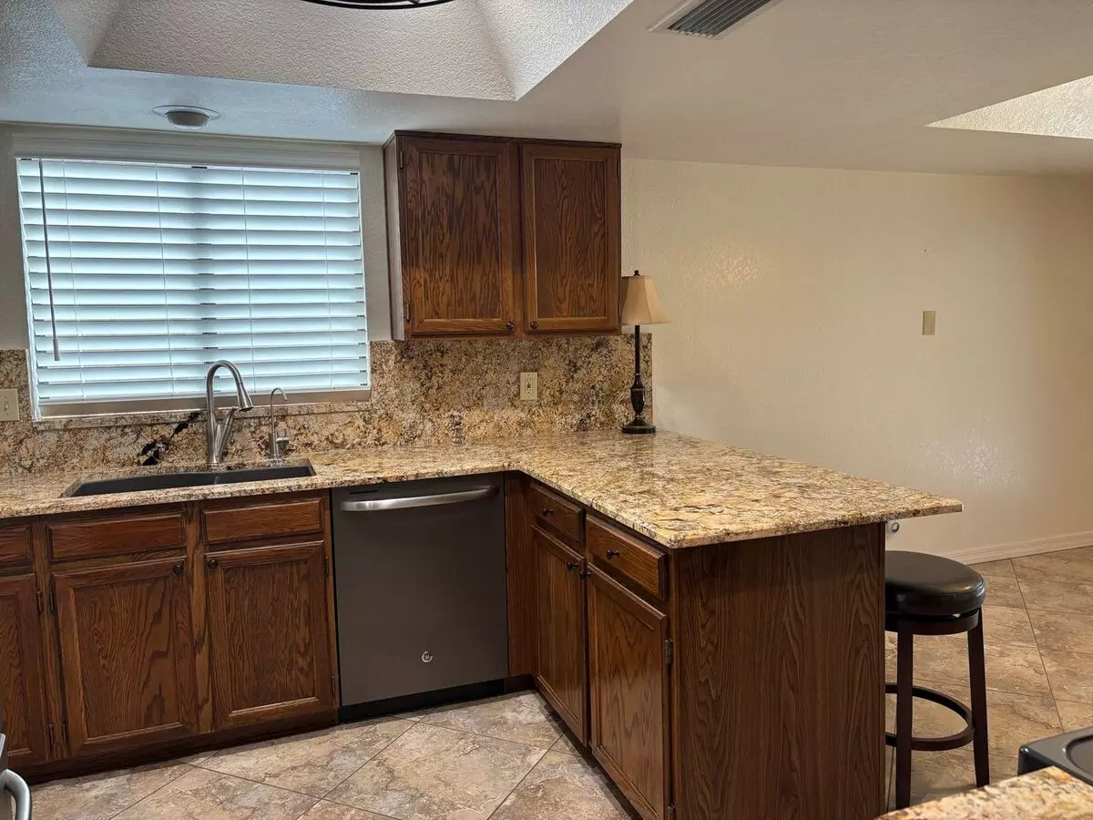 2008 Leisure World photo 5