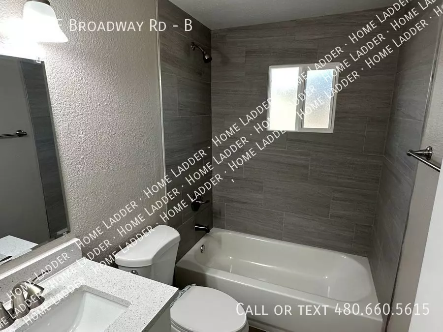2262 East Broadway Road, Mesa, AZ 85204 photo 4