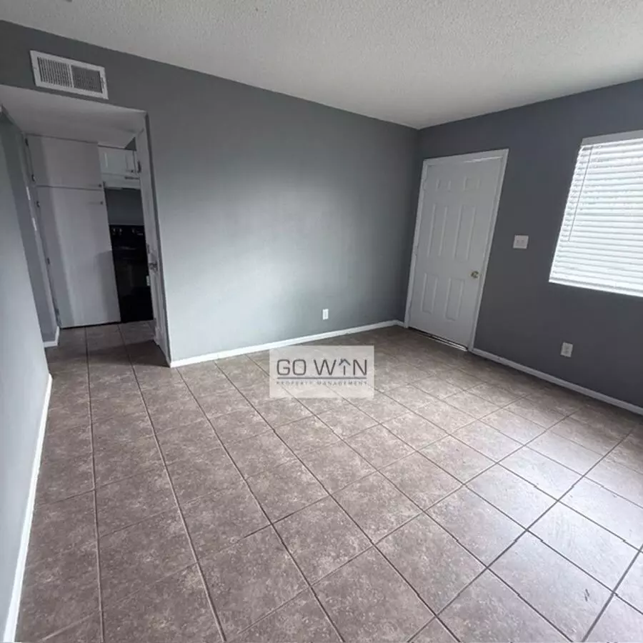 245 S ALLEN Street photo 3