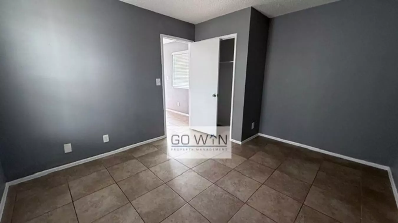 245 S ALLEN Street photo 2