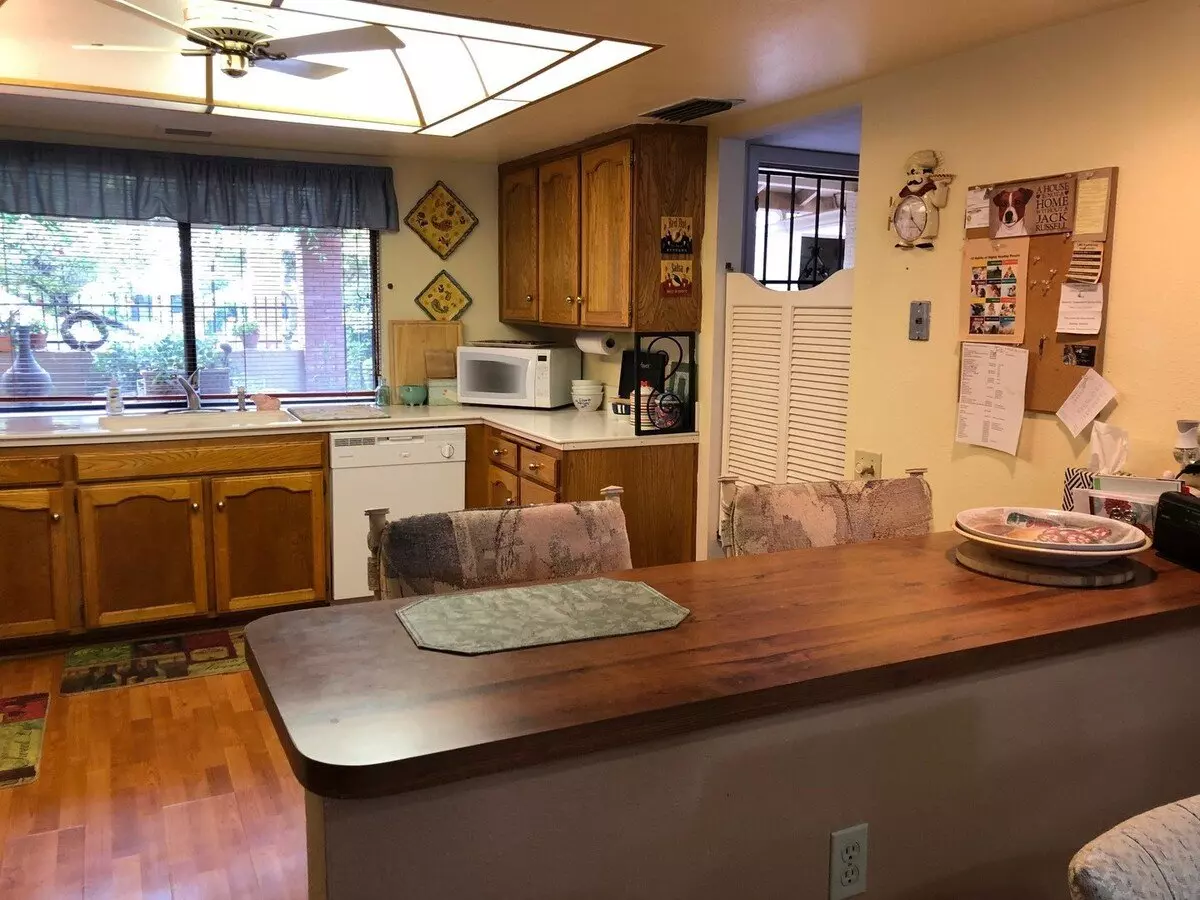 274 Leisure World, Mesa, AZ 85206 photo 4