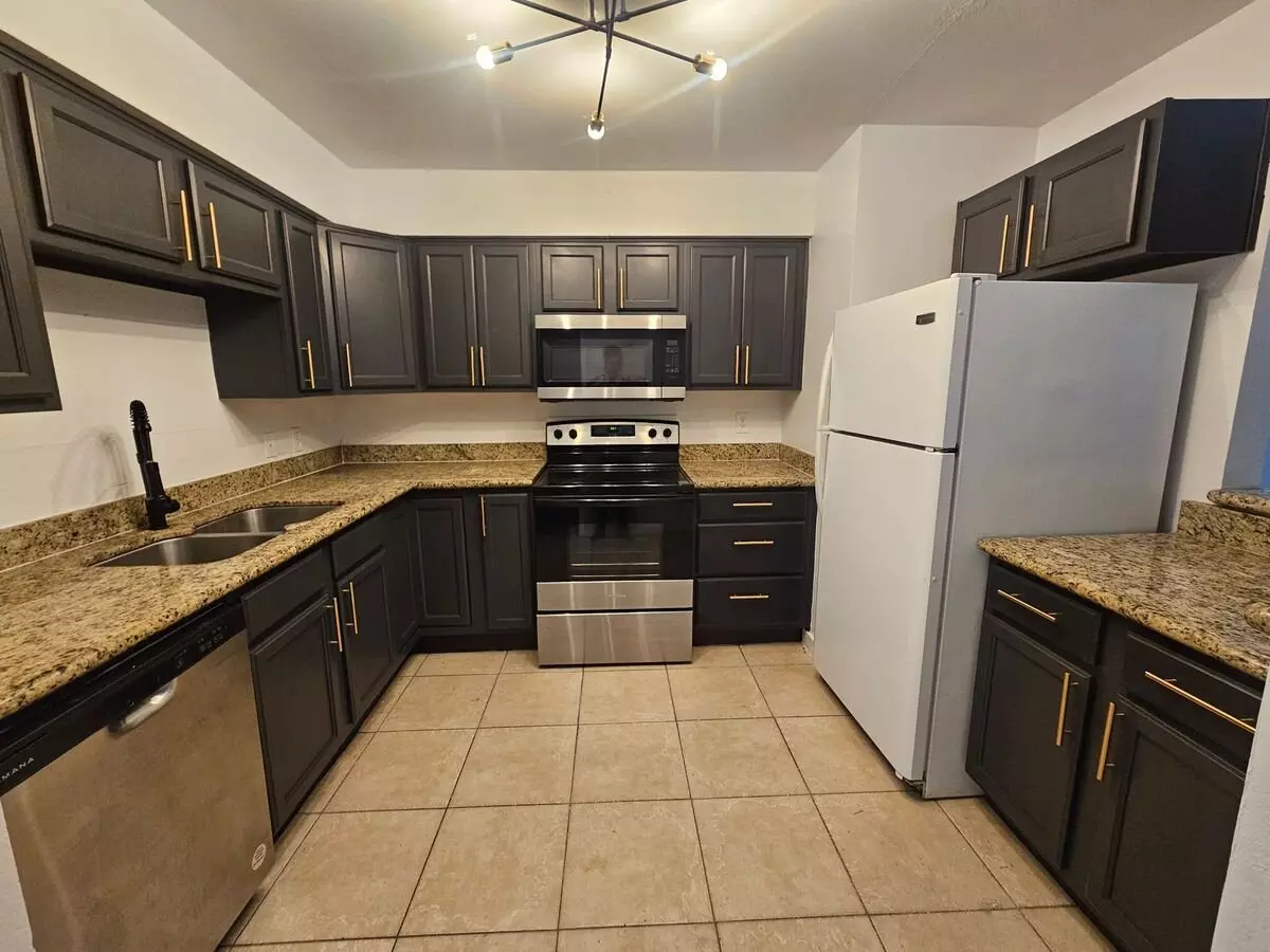 Mountain View Condos photo 3