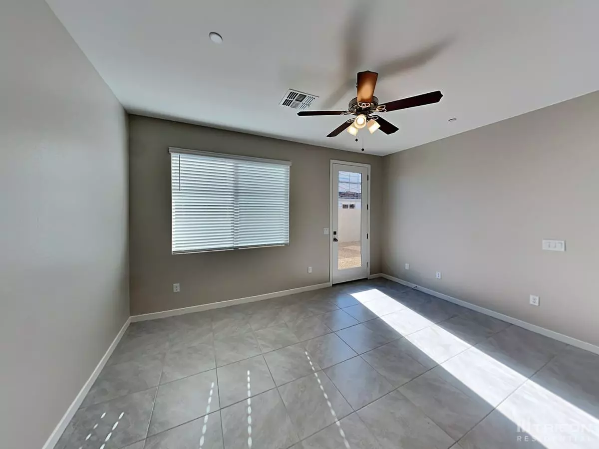 4549 E Granada St Mesa Az photo 2