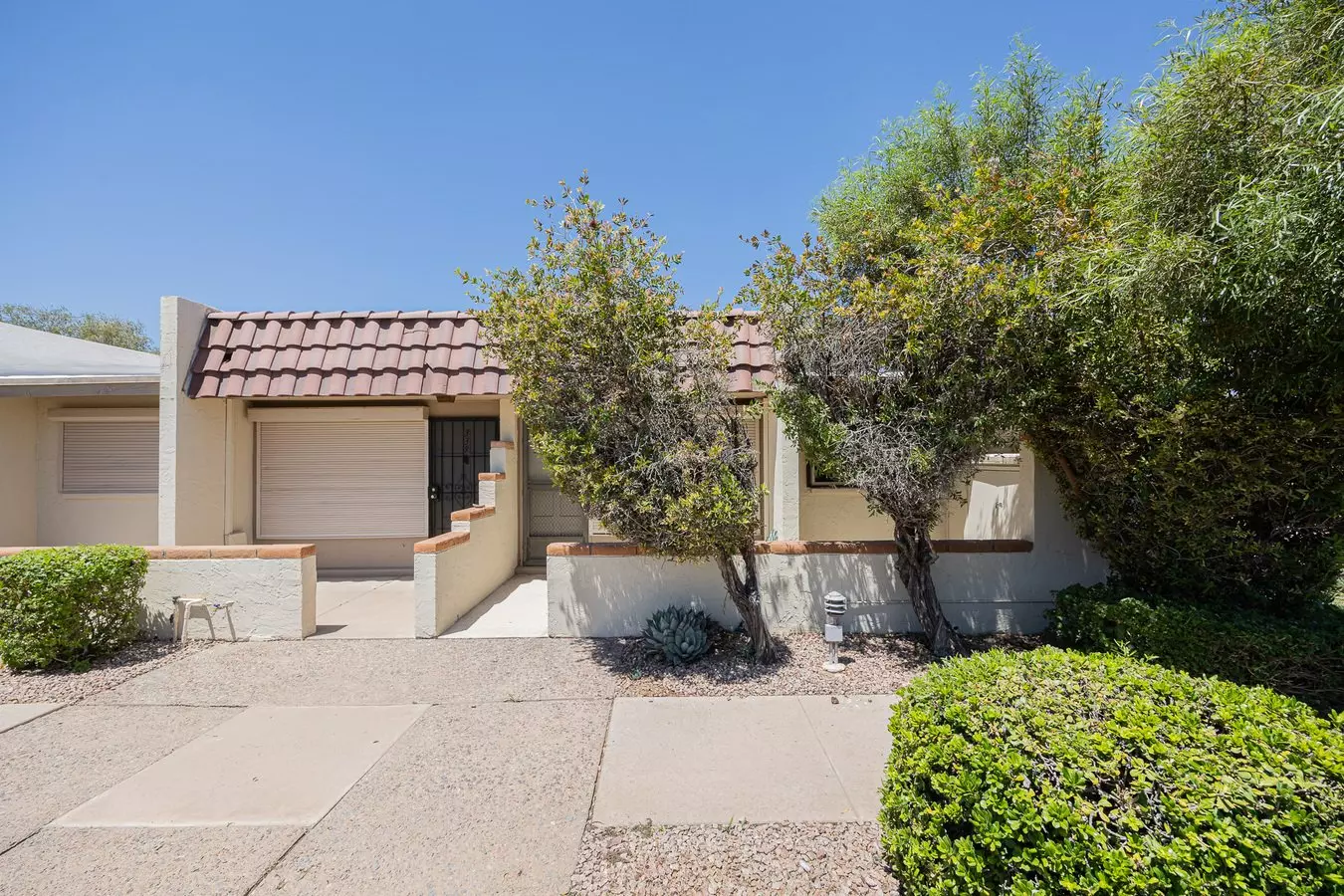 609 S Power Rd Mesa, AZ 85206 photo 2
