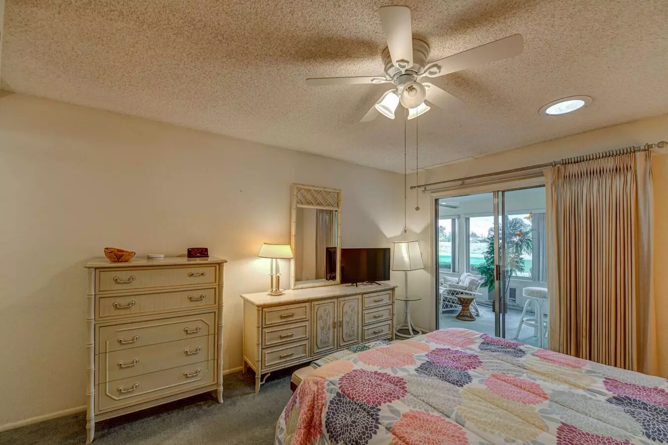 668 Leisure World Boulevard, Mesa, AZ 85206 photo 5