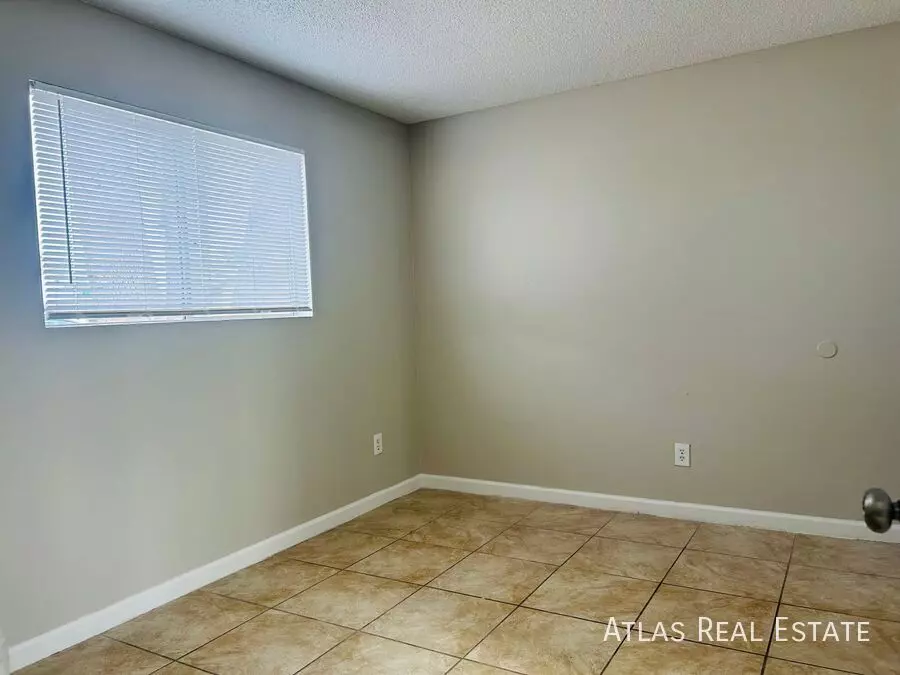 755 E Millett Ave 755 A photo 4