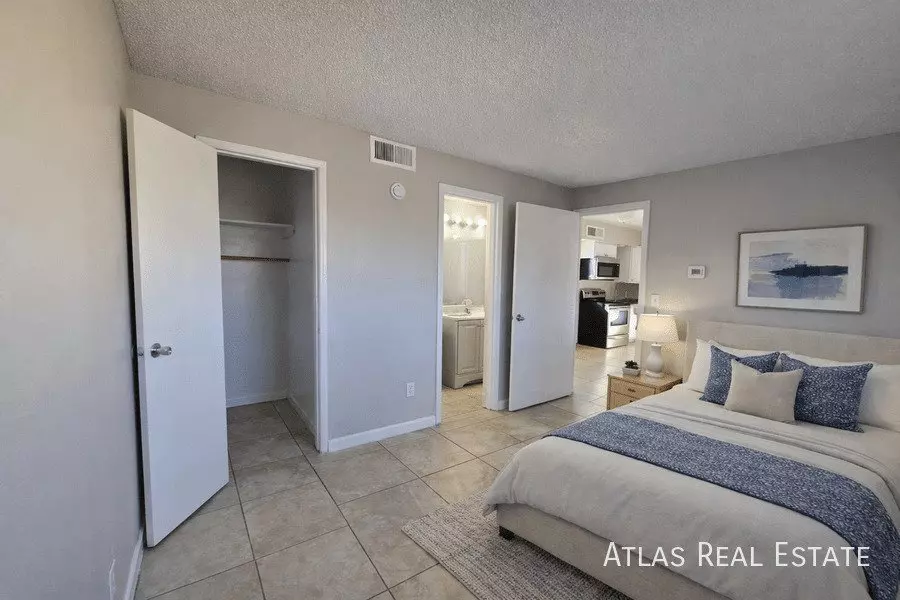 755 E Millett Ave 755 A photo 2