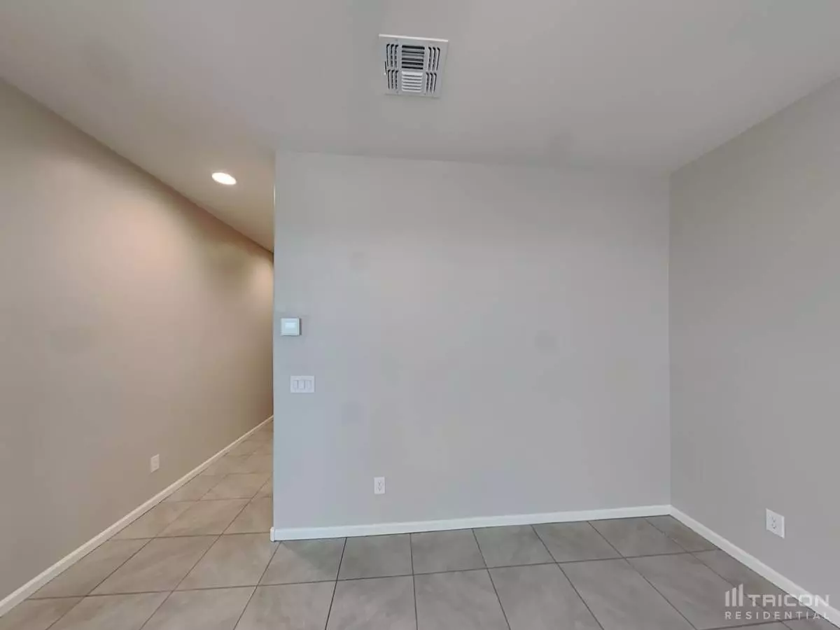 8635 East Peralta Avenue, Mesa, AZ 85212 photo 3