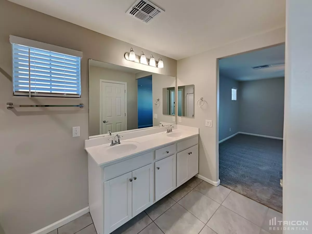8635 East Peralta Avenue, Mesa, AZ 85212 photo 5