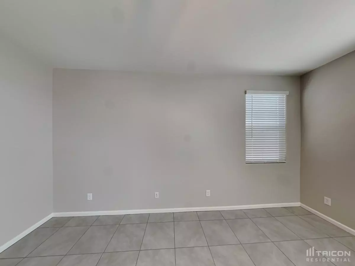 8635 East Peralta Avenue, Mesa, AZ 85212 photo 2