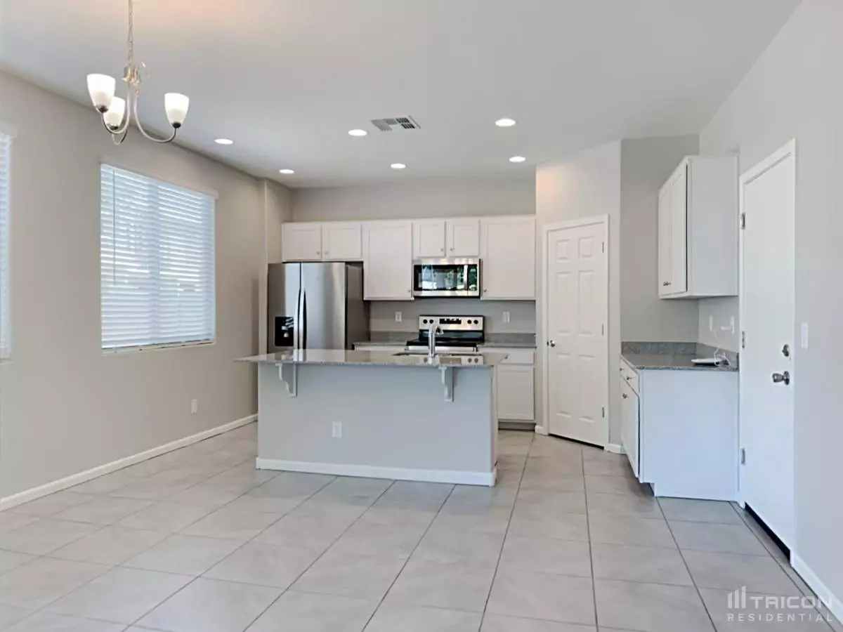 8638 East Peralta Avenue, Mesa, AZ 85212 photo 5