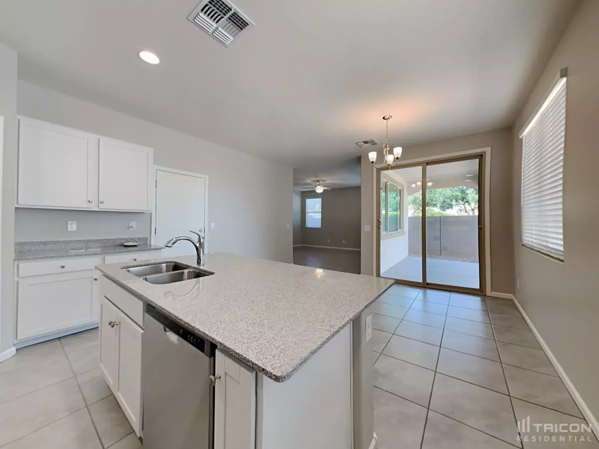 8638 East Peralta Avenue, Mesa, AZ 85212 photo 4