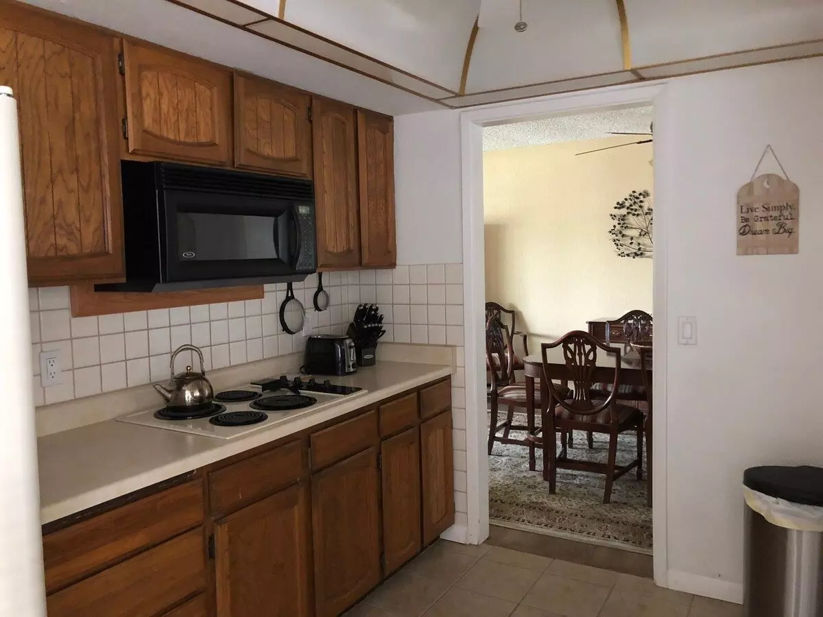 952 Leisure World, Mesa, AZ 85206 photo 5