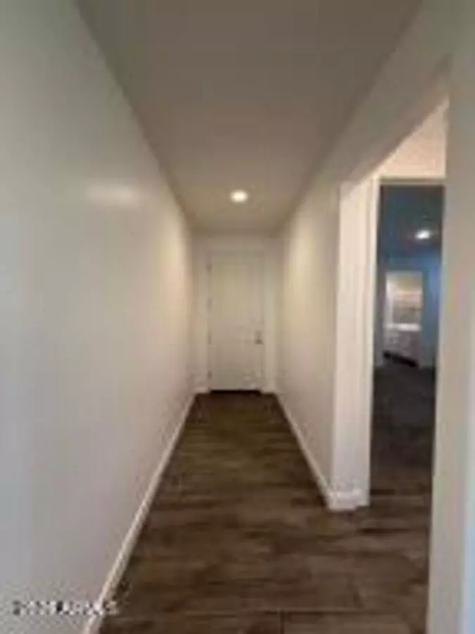 5459 South Dillon Circle, Mesa, AZ 85212 photo 3