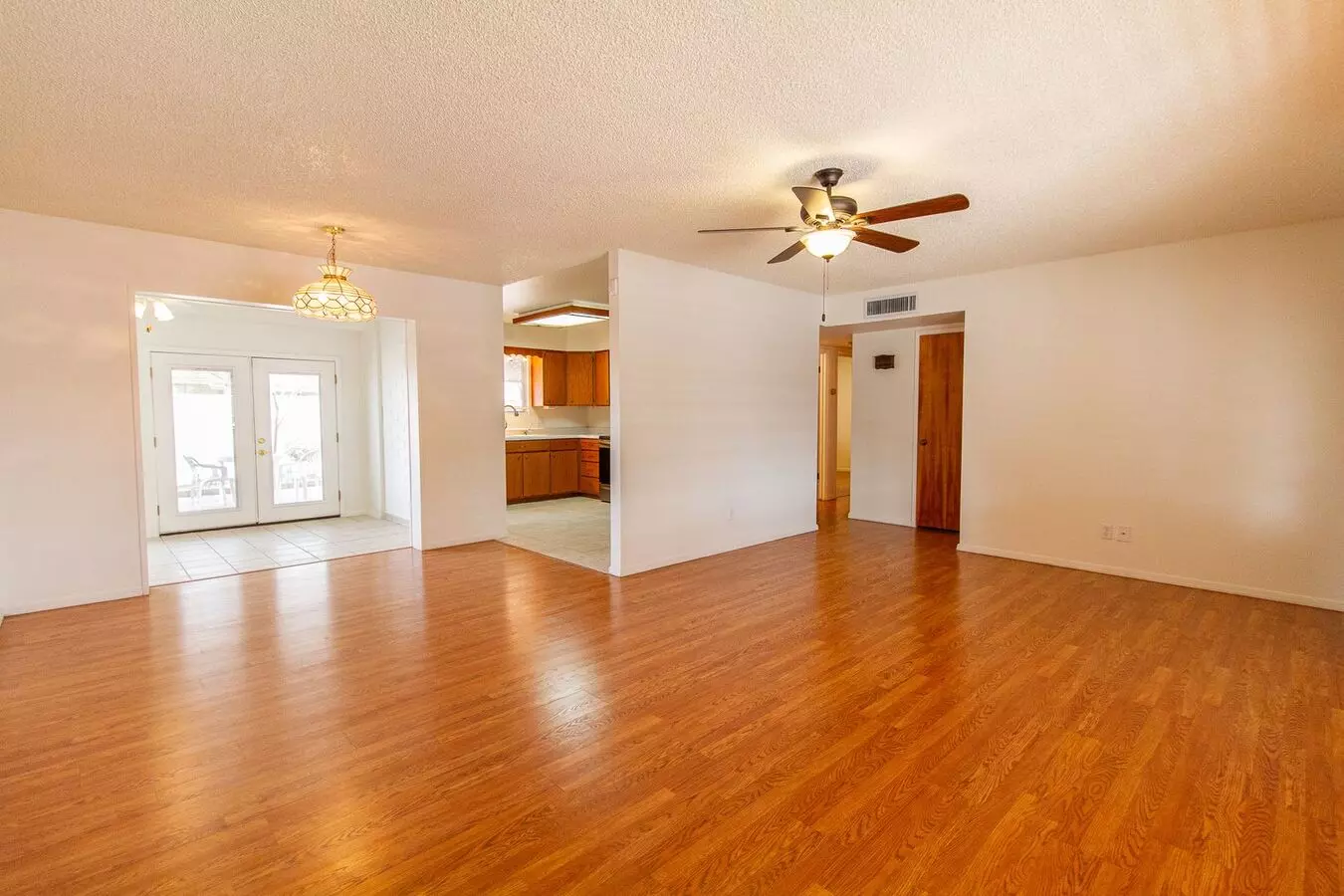 6240 E Billings St Mesa, AZ 85205 photo 2