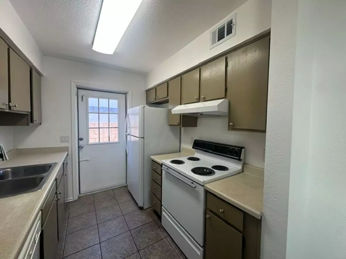 La Mesita Apartments photo 2