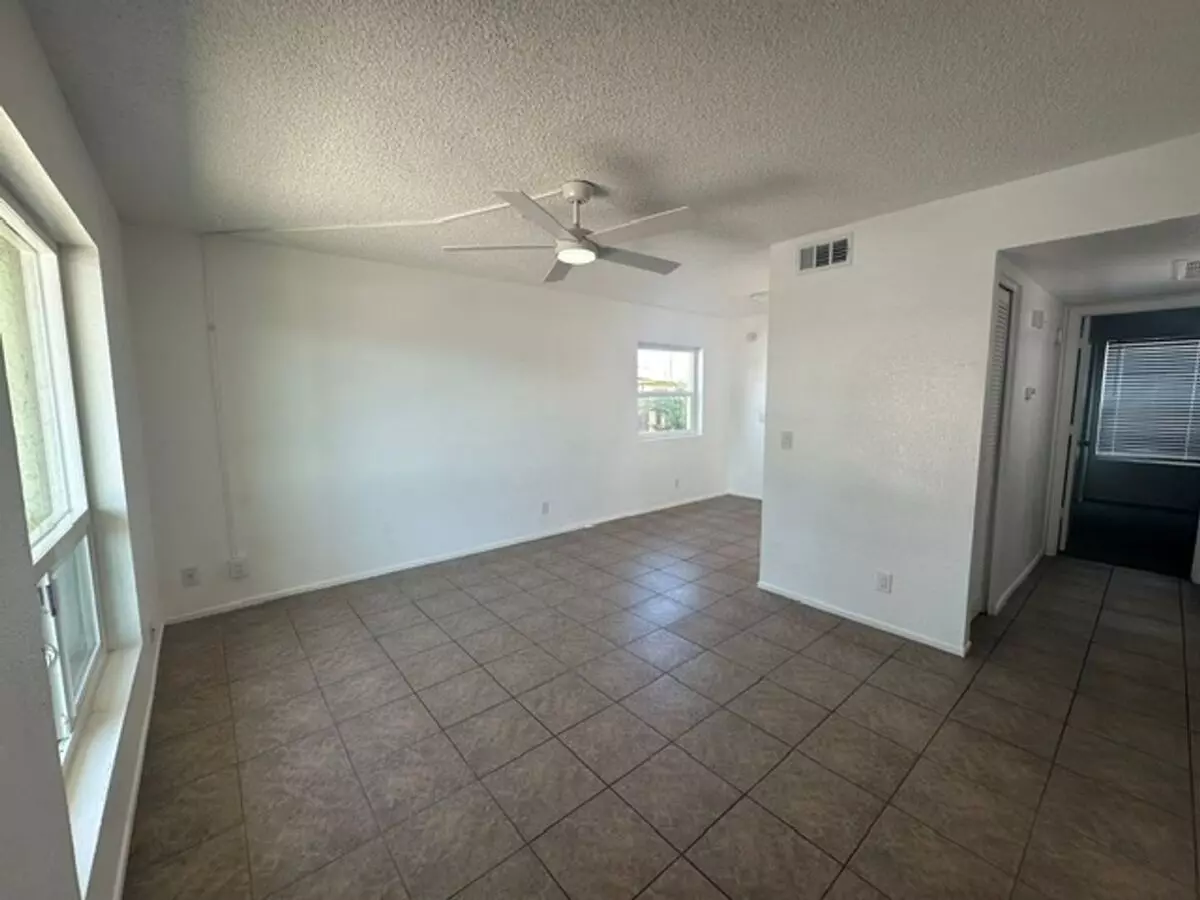 Unit 104 104 floor plan