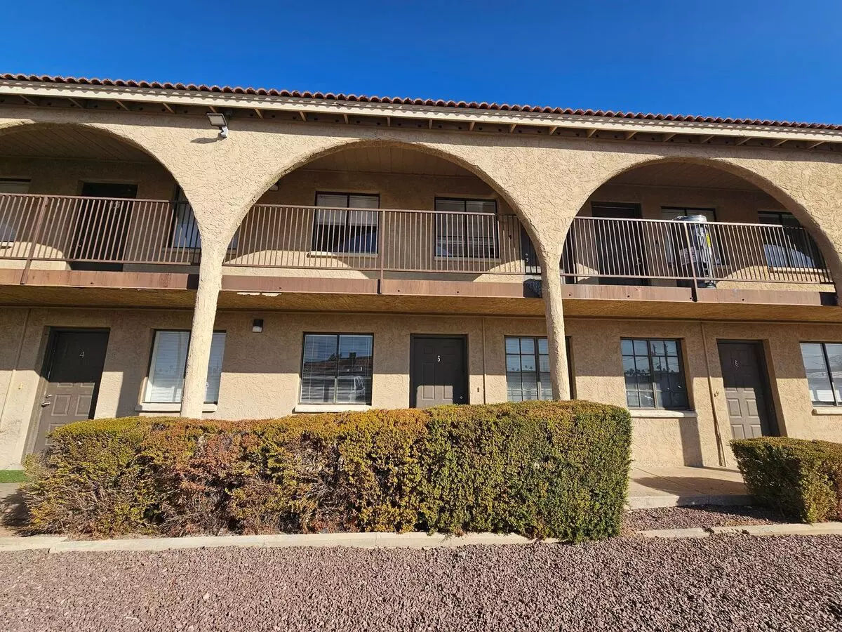 Free Rent On Approved Credit ,interested ? photo 2