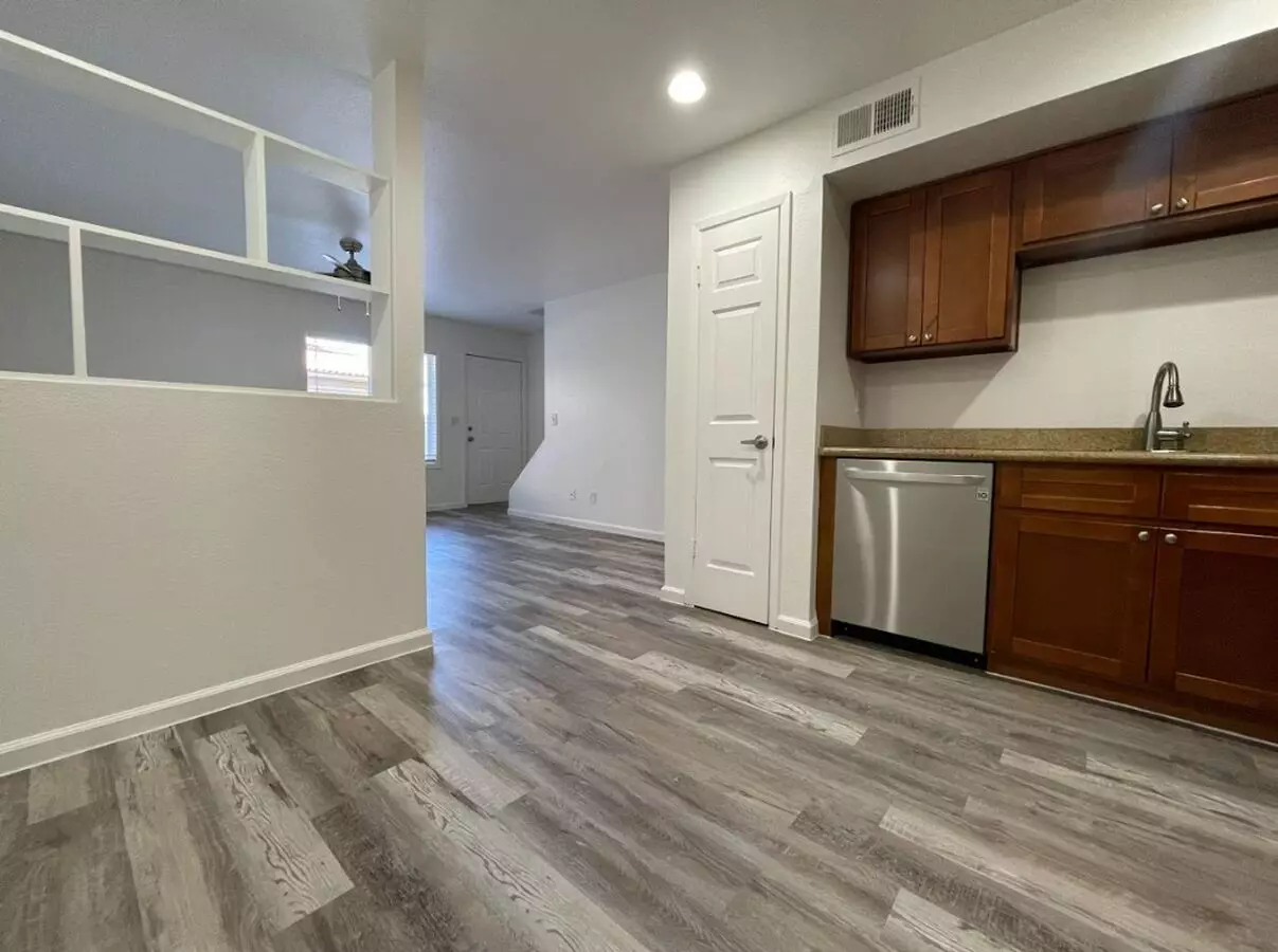 6229 East Greenway Street, Mesa, AZ 85205 photo 2