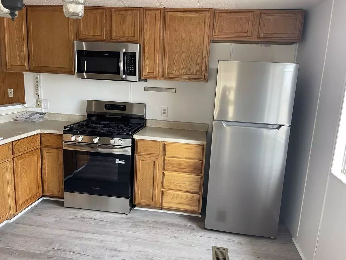 Remodeled 2-Bedroom, 2-Bath Home in Gated 55+ Community photo 5