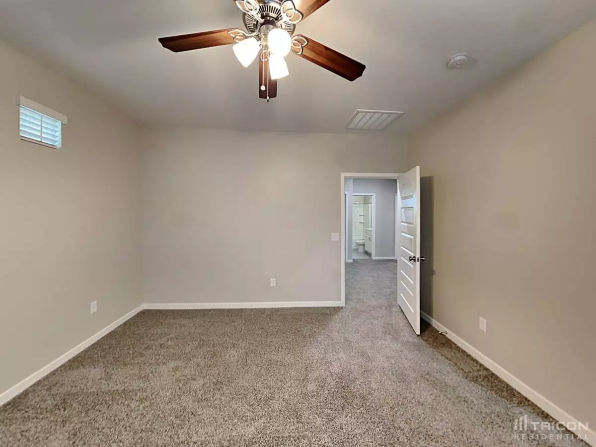 1345 N Parkcrest Mesa Az photo 5