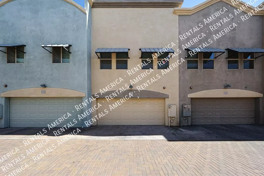 Comm Pool/gated 3 Bed 2 Bath In Mesa Call Ryan 602-400-5090 photo 4