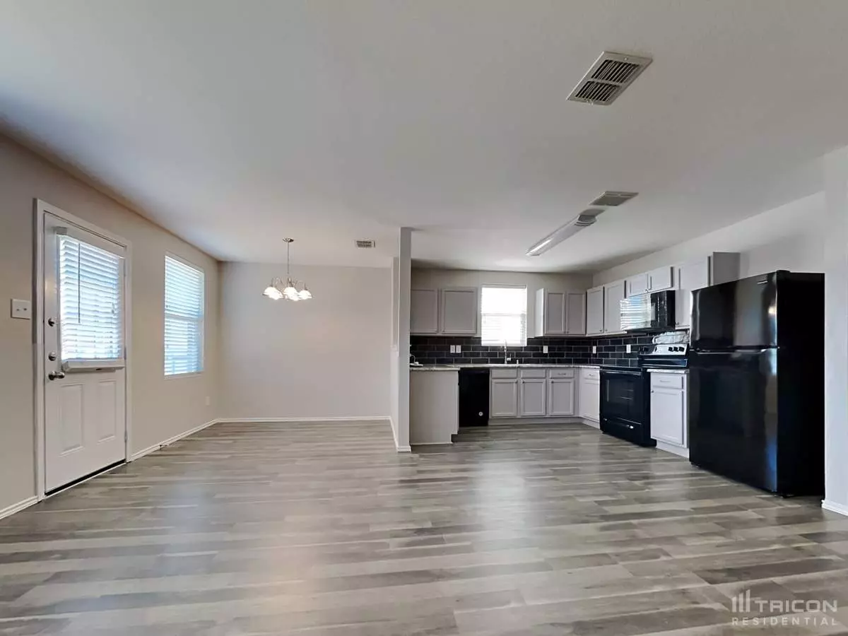 2841 Ingram Circle, Mesquite, TX 75181 photo 3