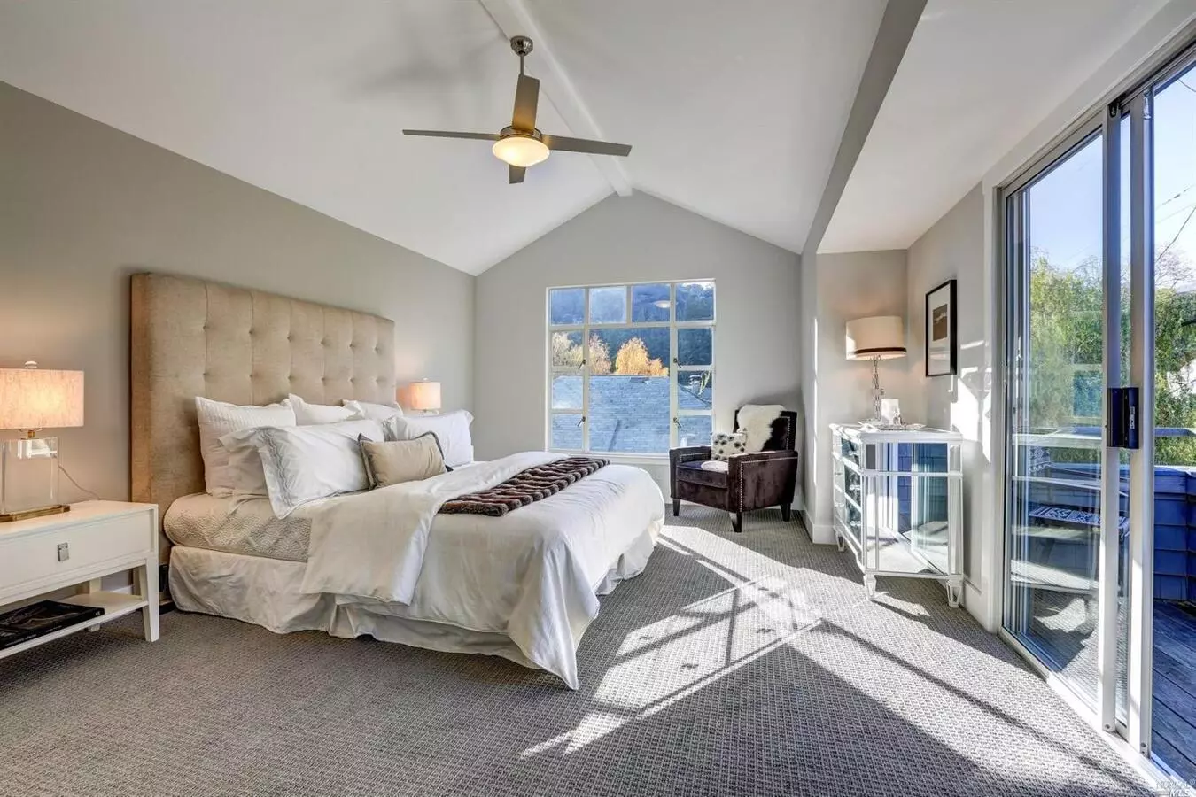 Upscale 2bd+office/2ba Downtown Mill Valley Condo-foundation photo 3