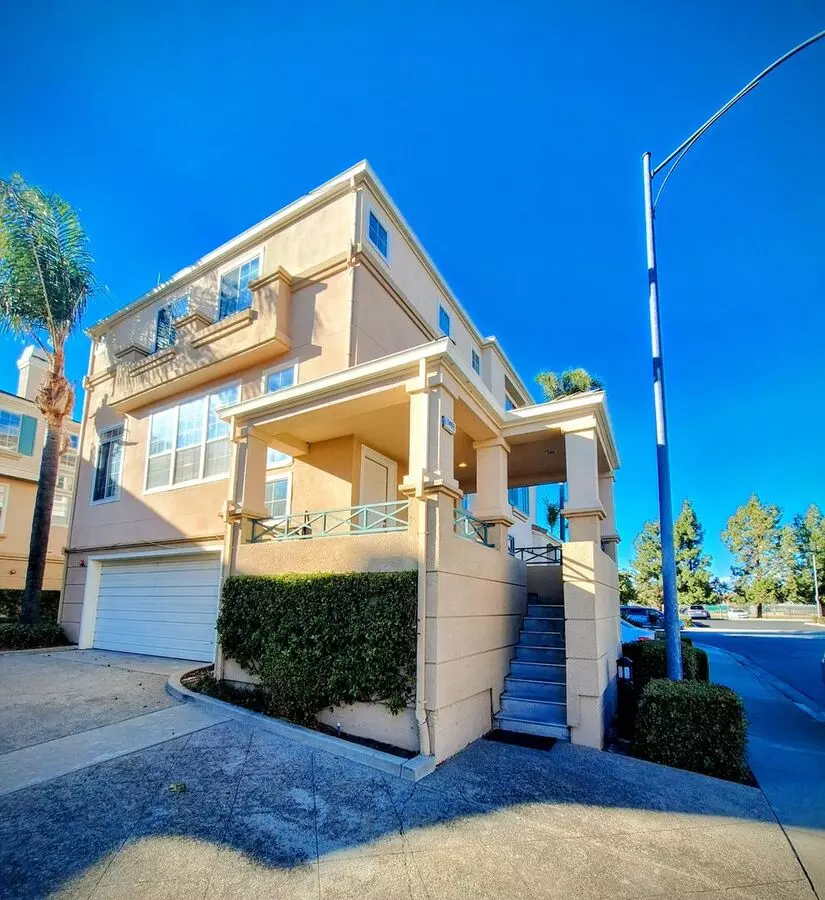 Beautiful 3bd Tri photo 4