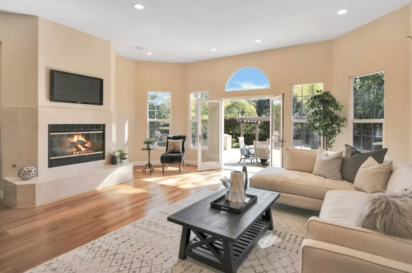 18233 Saratoga Los Gatos Rd photo 4