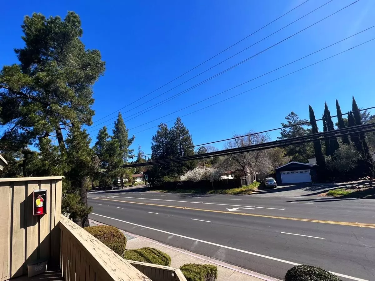Moraga Road photo 3