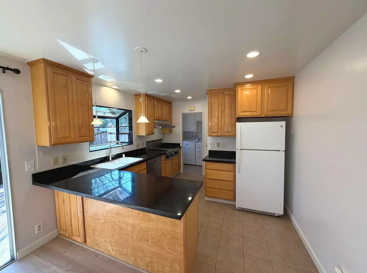 131 Miramonte Drive, Moraga, CA 94556 photo 4