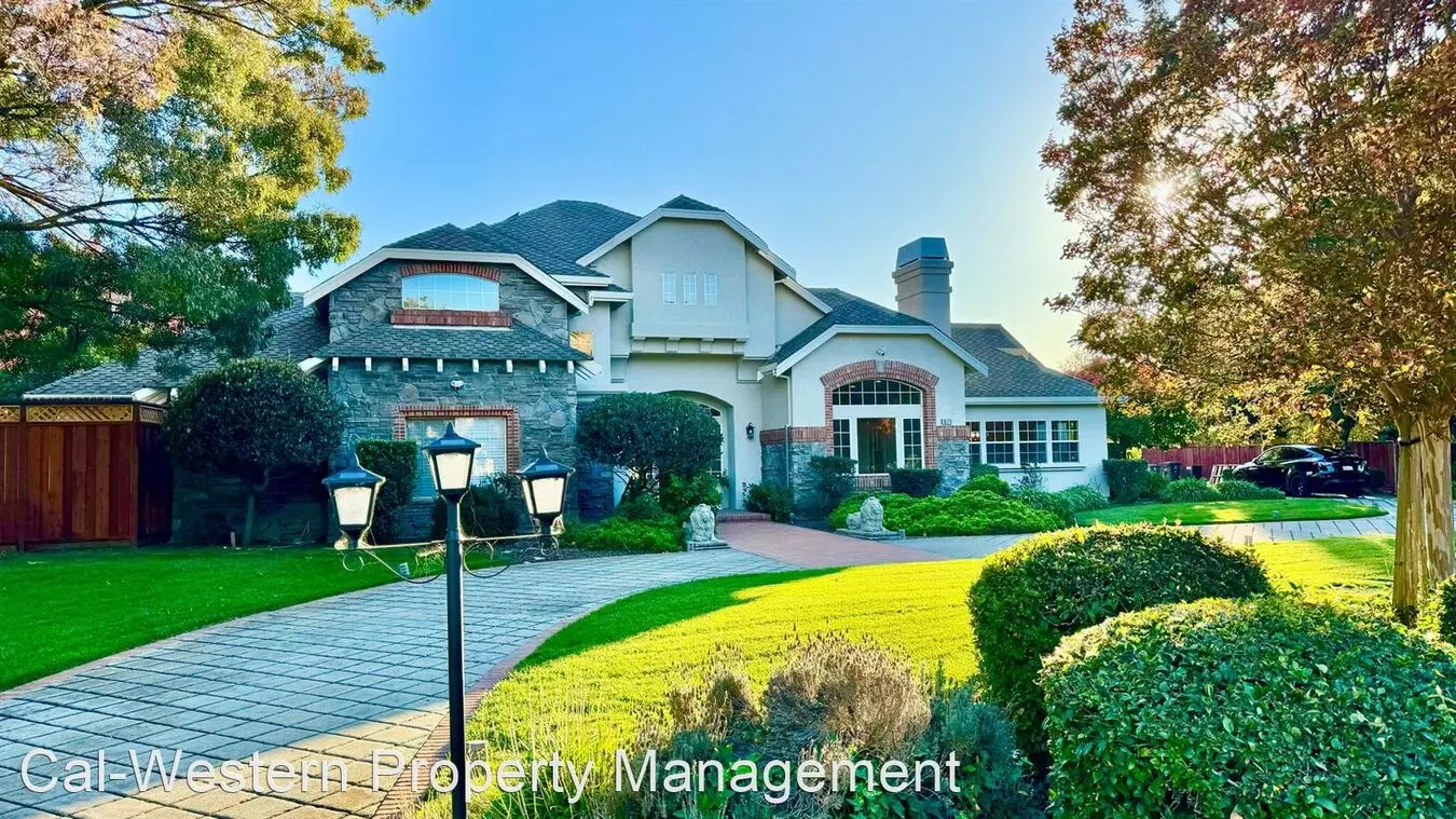 18775 Saint Marks Avenue, Morgan Hill, CA 95037 photo 3