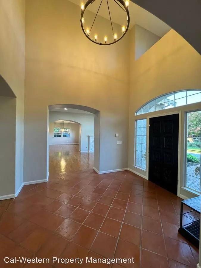 18775 Saint Marks Avenue, Morgan Hill, CA 95037 photo 5