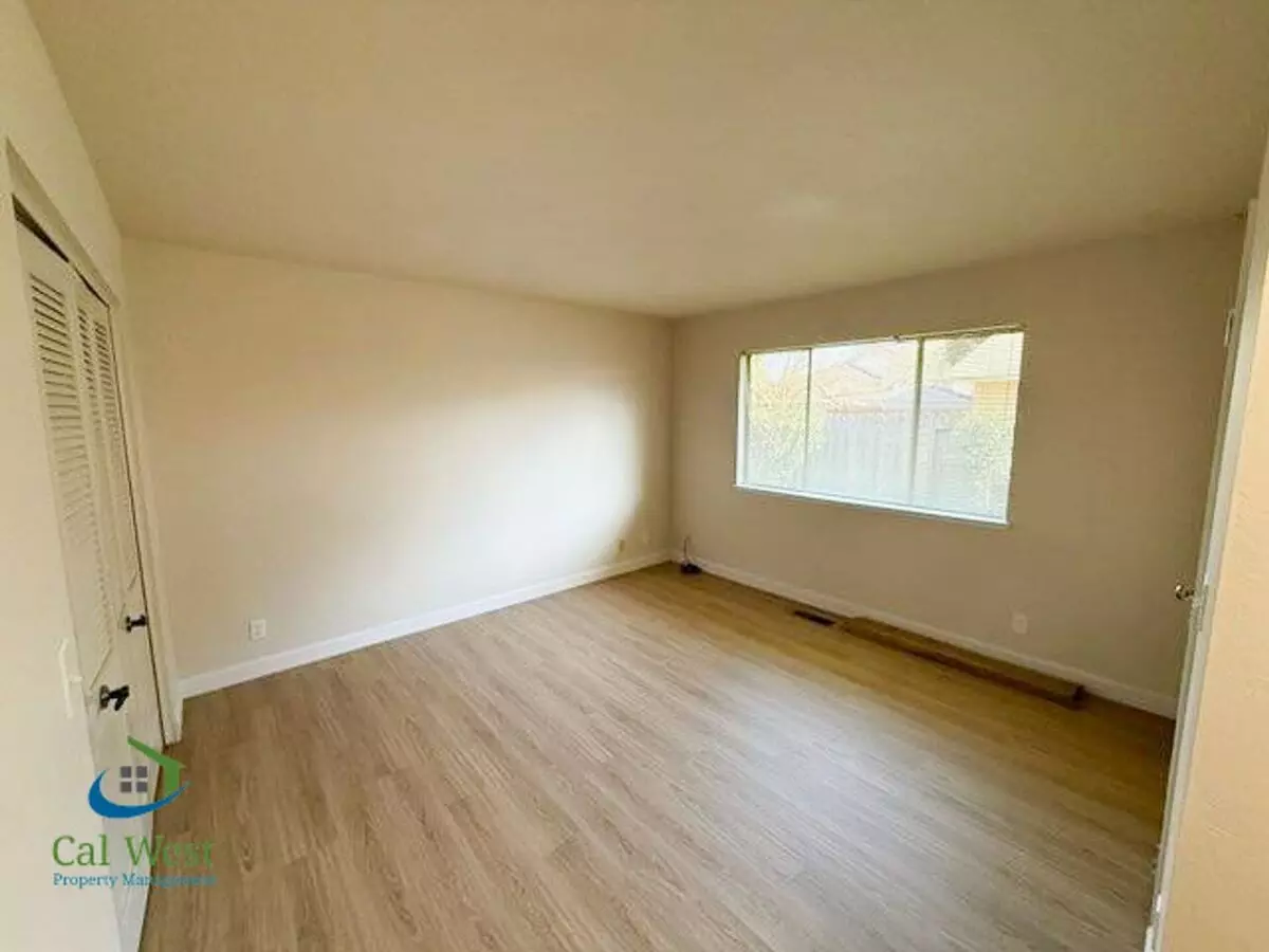 2 Bedroom Duplex in Morgan Hill photo 3