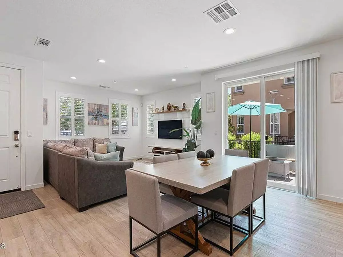 Coming Soon! 3/2.5 In Morgan Hill photo 2