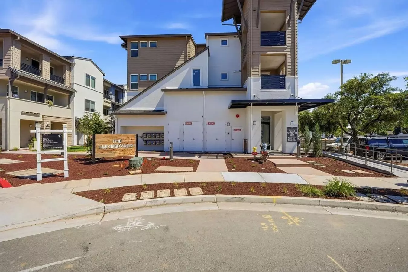 Downtown Morgan Hill - Experience Life At The Heart Of It All photo 4
