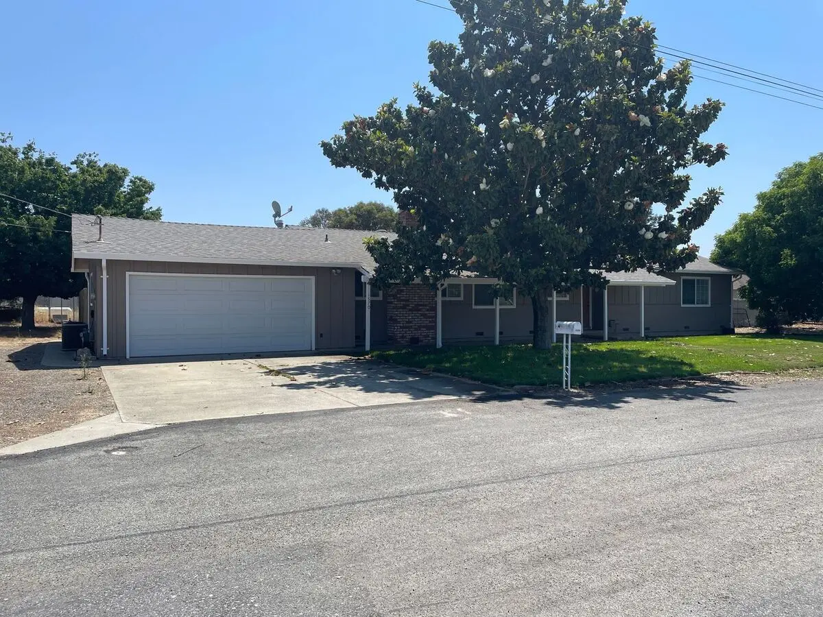 1570 Camille Ct photo 5