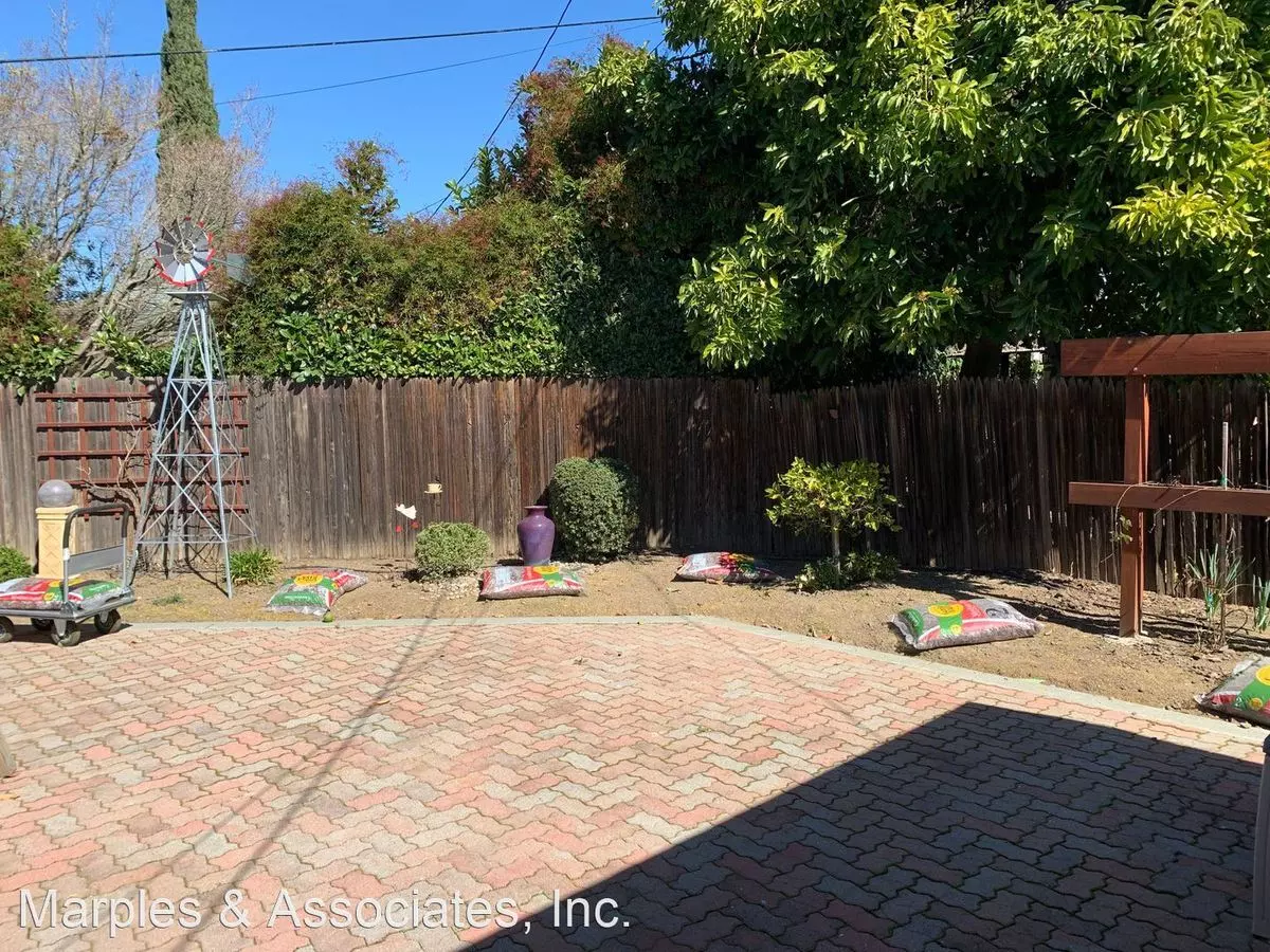 1075 Petie Way, Mountain View, CA 94040 photo 3