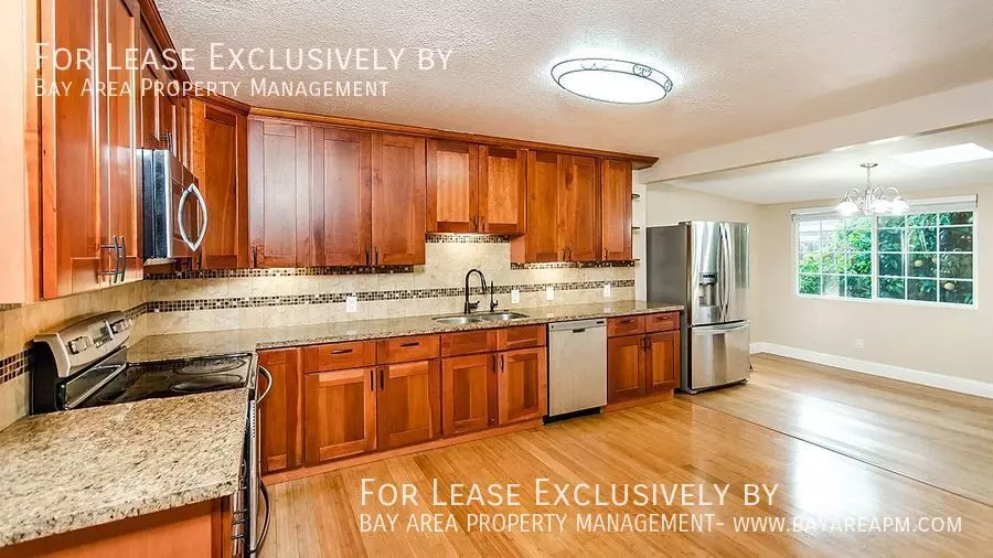 138 Kittoe Drive, Mountain View, CA 94043 photo 3