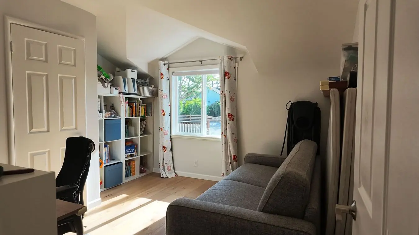 3BR/2BA Apartment on Meadow Ln · Mountain View photo 5