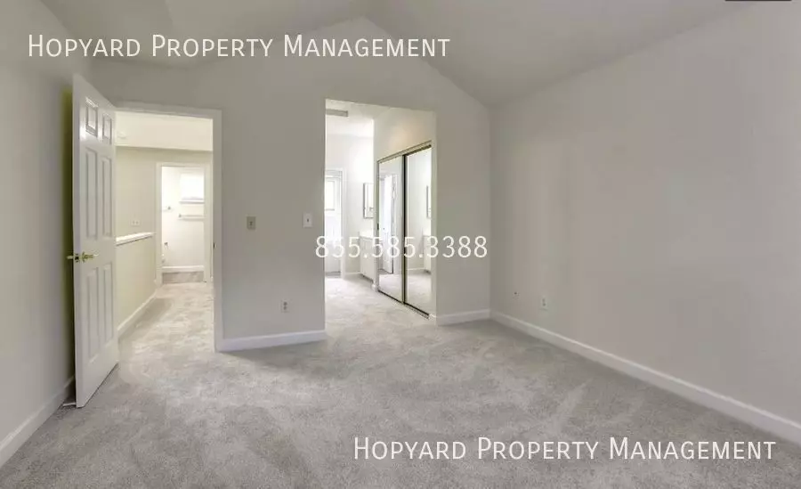 416 Saint Emilion Court, Mountain View, CA 94043 photo 4