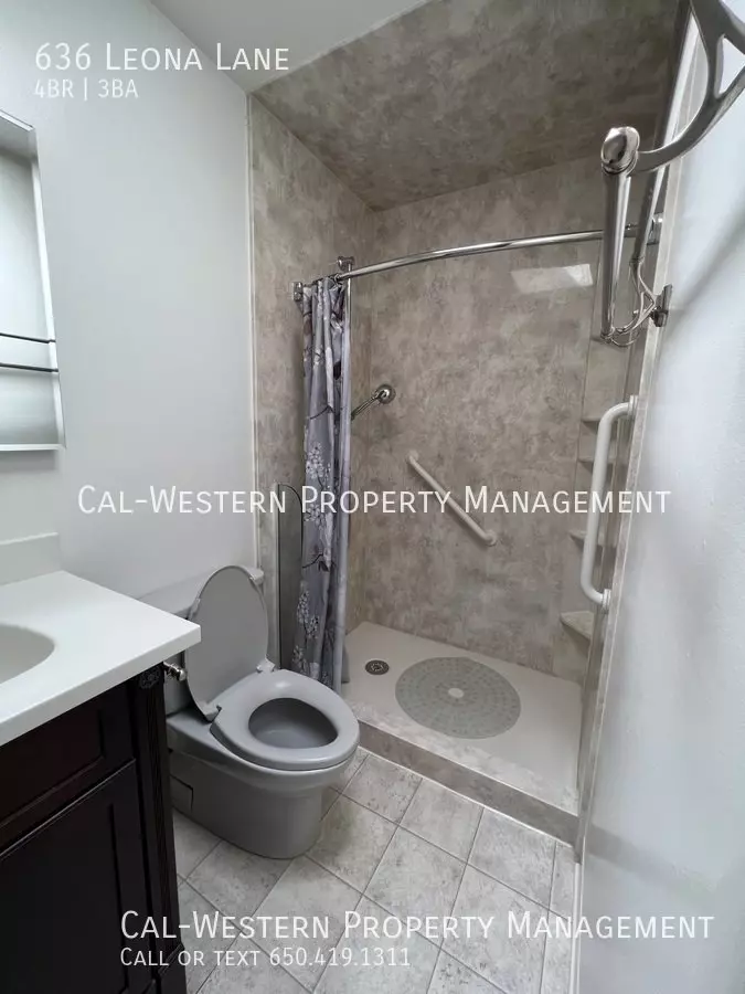 636 Leona Lane, Mountain View, CA 94040 photo 2