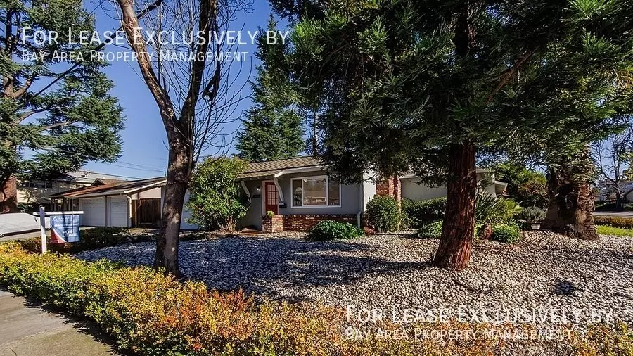 999 Clark Avenue, Mountain View, CA 94040 photo 2