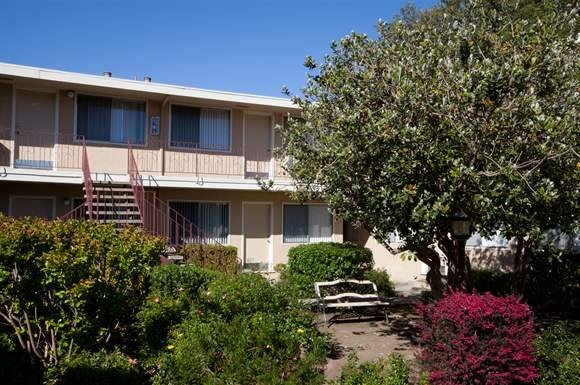 Park Regent Apartments photo 3