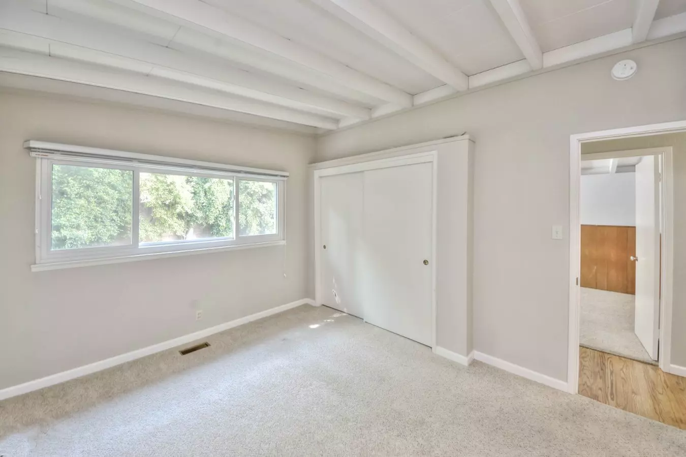 220 Diablo Ave photo 4