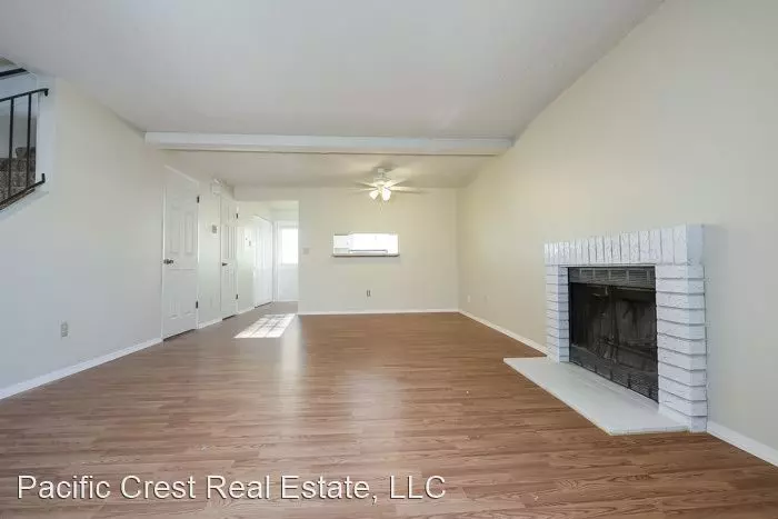 Townhomes at Melody Hill photo 3