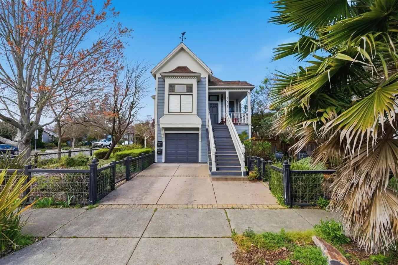 1901 Spencer St photo 3