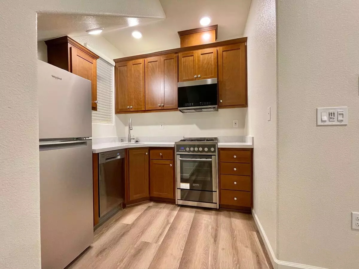 1 Bedroom, 1 Bath Condo Convenient Napa Location photo 3