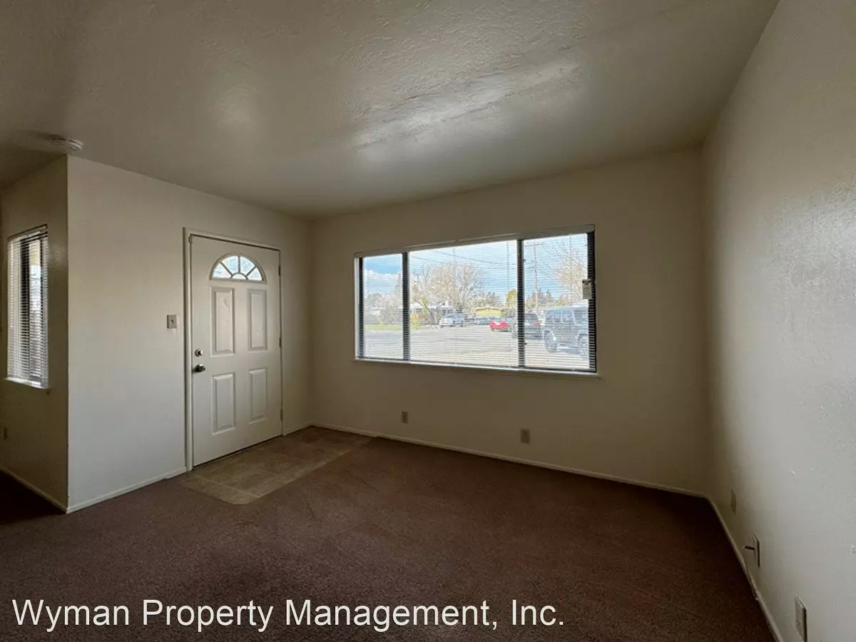 9 Margo Ct Napa, CA 94558 photo 3
